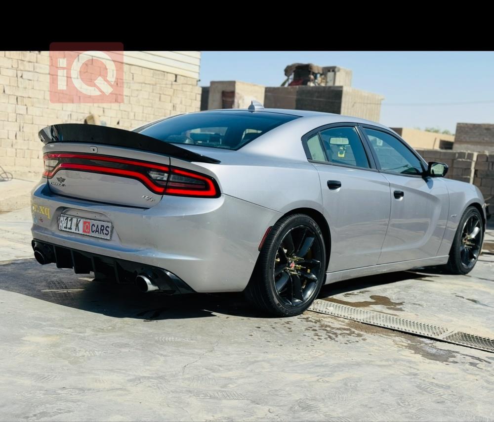 دودج تشارجر
